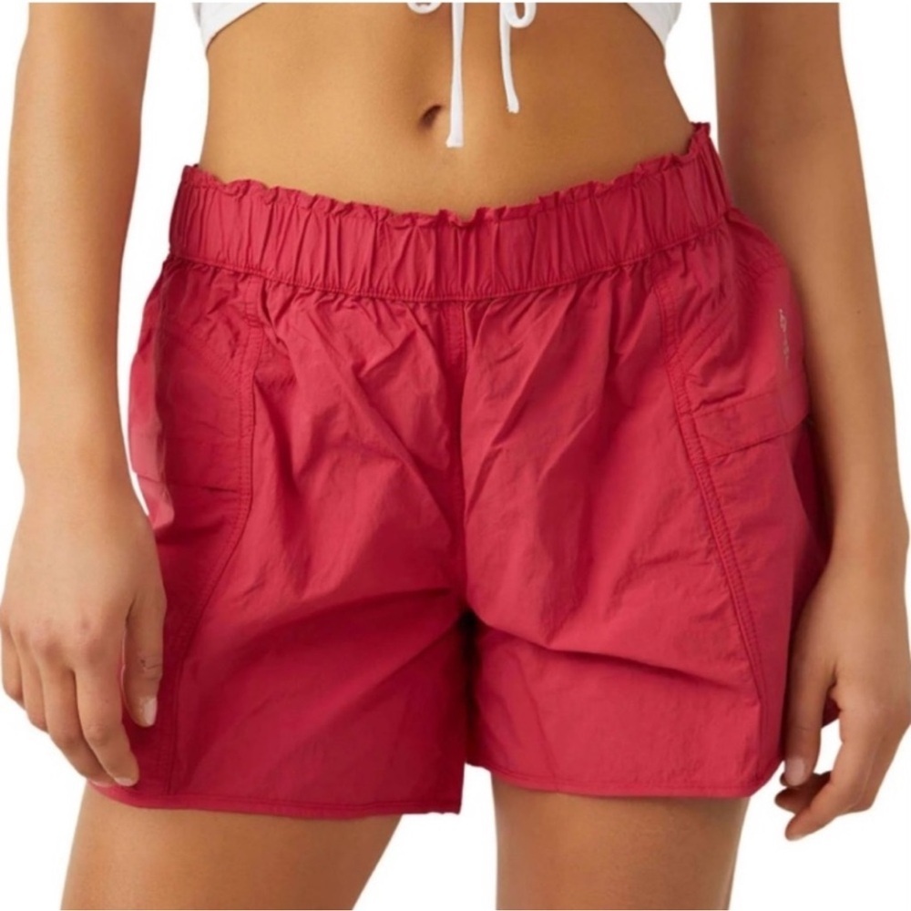 FREE PEOPLE FP Movement In The Wild Short Size S NWT - Picture 3 of 16